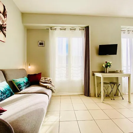 Studio 4 Cenac Riviera - Nice Centre Apartment